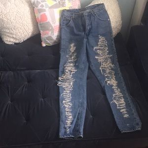 High waist ripped jeans